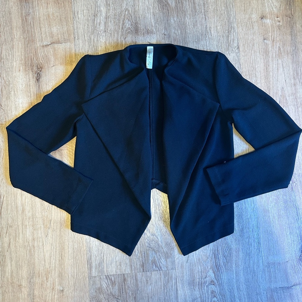 Women’s Lovely Day Black Hi-Lo Drape Padded Shoulder Front Blazer Sweater
